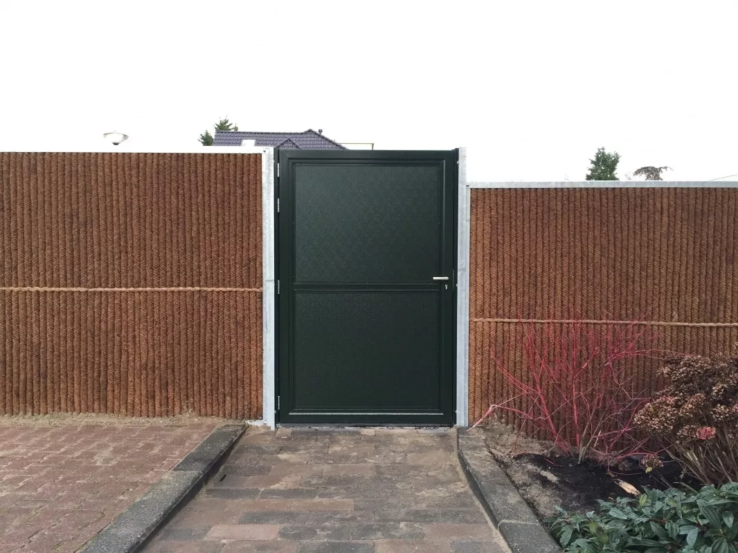 Photo 8 de Portail battant Kokosystems en aluminium